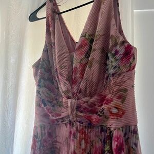 R & M Richards  Tinkle Pleated Maxi Dress W/ Ruffled Cascade Side Size 16 NWT